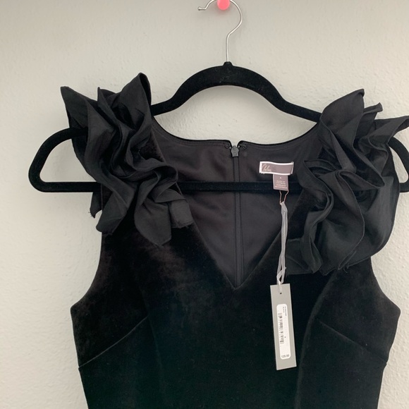 NWT CHELSEA28 Ruffle Velvet Sheath Dress - Picture 2 of 8